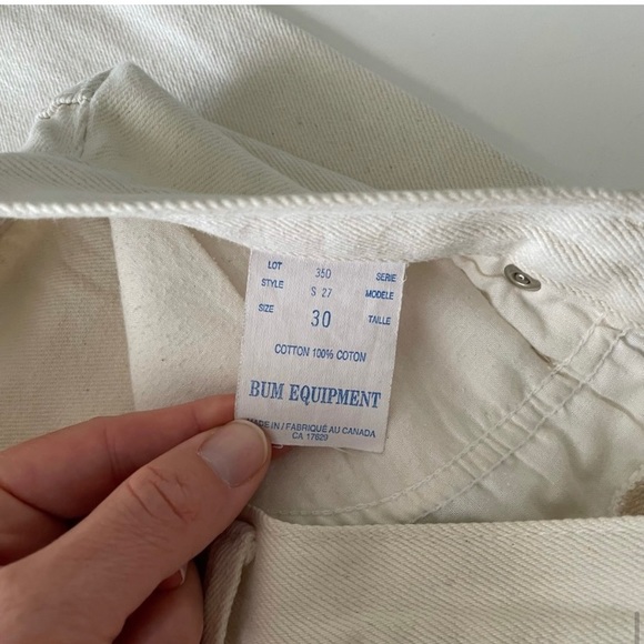 *SOLD* Vintage B.U.M. Equipment Jeans - Picture 4 of 6